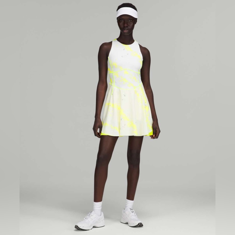 Lululemon Court Crush Dress
Cross Court Wash Electric Lemon Yellow size 10